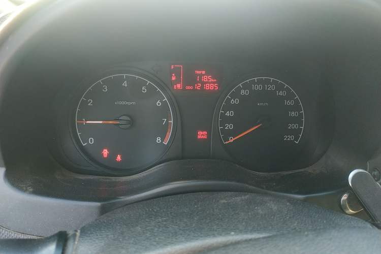 Used Hyundai Verna (older generation) 2014 1.4L Manual Smart GLS Trim