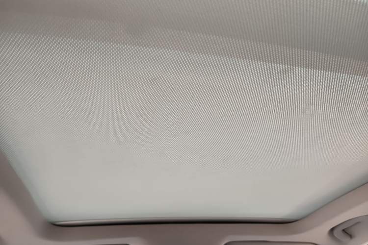 Used MG ZS 2017 1.5L Automatic Luxury Edition Headliner