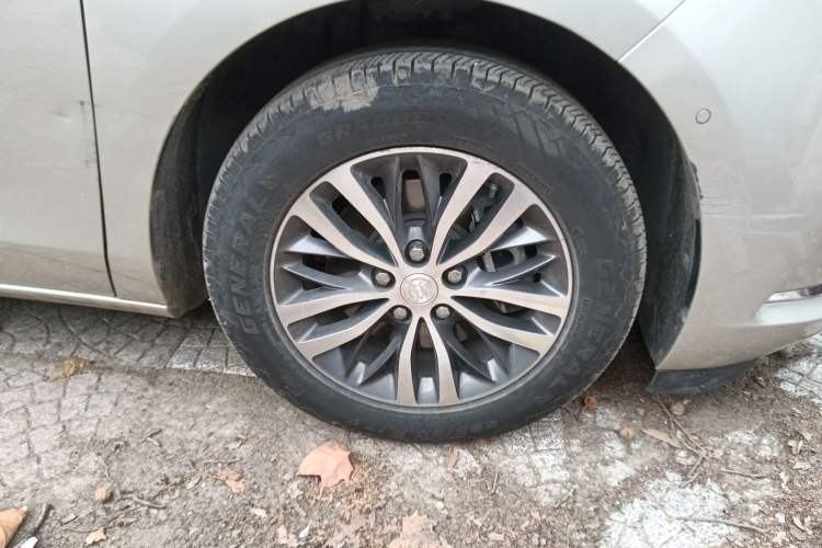 Used Buick GL8 2021 ES Land Cruiser 653T Luxury Edition