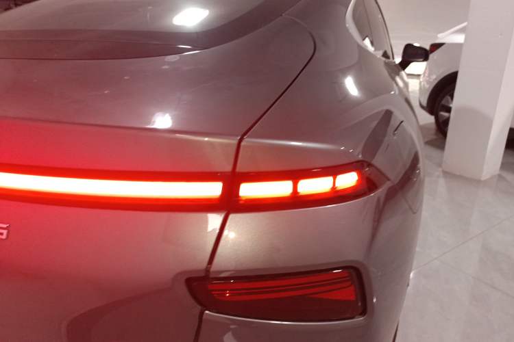 Used XPeng P7 2020 670N
