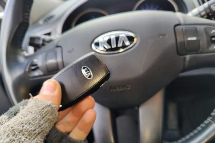 Used Kia Sportage R 2015 2.0L Automatic Two-Wheel Drive GLS Vehicle Key