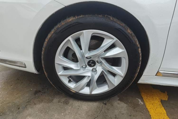 Used DS 5LS 2016 1.6T Comfort Edition THP160
