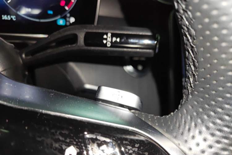 Used Mercedes-Benz C-Class 2023 Restyled C 260 L Sport Edition Gear Lever