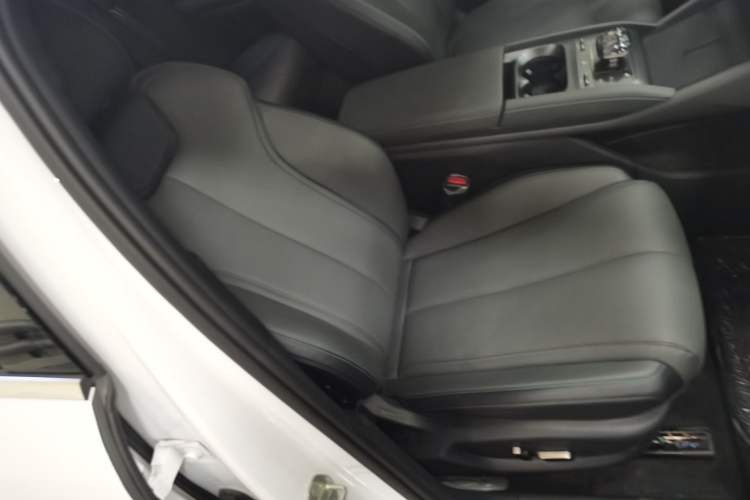 Used BYD Qin L 2024 DM-i 120KM Beyond Model
