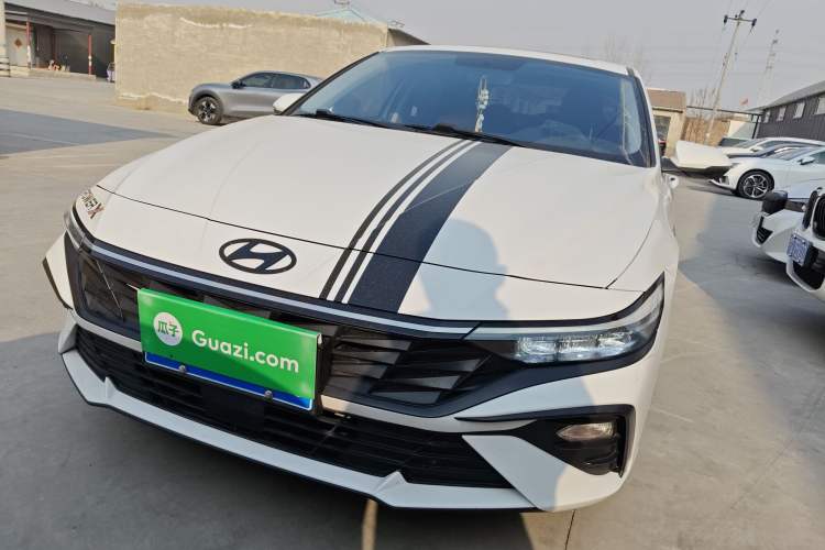 Used Hyundai Elantra 2023 1.5L CVT GLX Elite Edition
