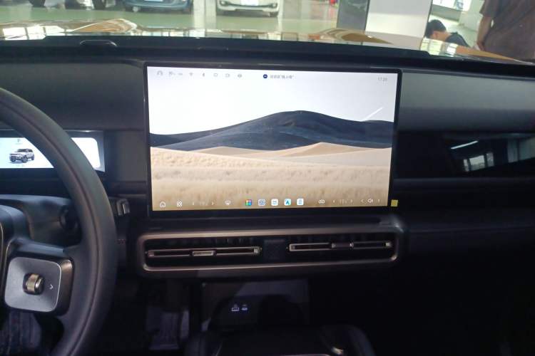 Used Chery Fulwin X3L 2025 Model 205 All-Wheel Drive High-Energy Edition Audio And AC Panel