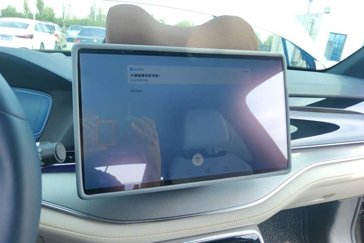 Used BYD Tang New Energy 2022 EV 730KM Luxury Model Audio And AC Panel