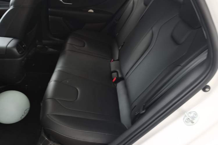 Used Hyundai Elantra 2022 1.5L CVT LUX Prestige Edition Left Rear Seat