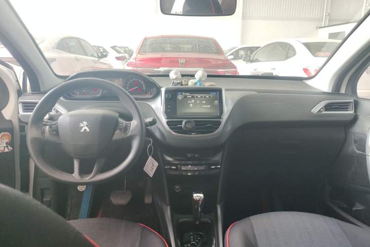 Used Peugeot 2008 2014 1.6L Automatic Fashion Edition