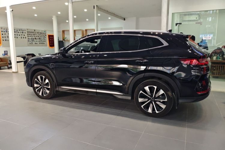 Used BYD Song PLUS New Energy 2025 EV Intelligent Driving Edition 520km Luxury Model
