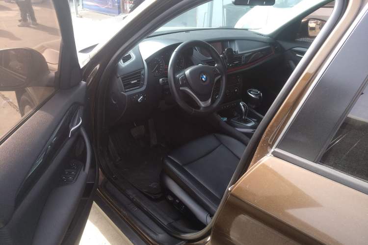 Used BMW X1 2015 sDrive18i Fashion Upgrade Edition
