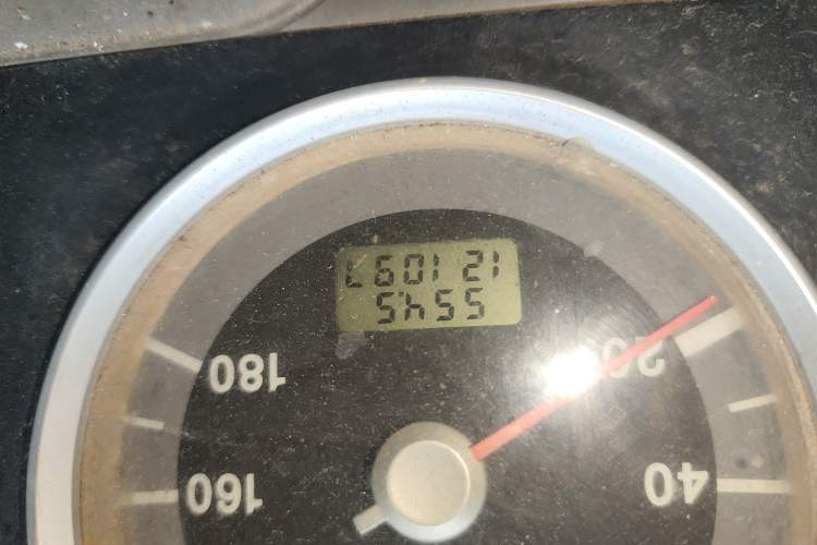 Used Iveco Daily 2014 2.5T-A35 NJ6484ACM47Z4 Odometer Close Up