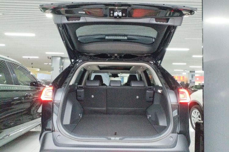 Used Toyota Wildlander 2023 2.0L CVT Two-Wheel Drive Luxury PLUS Edition Trunk