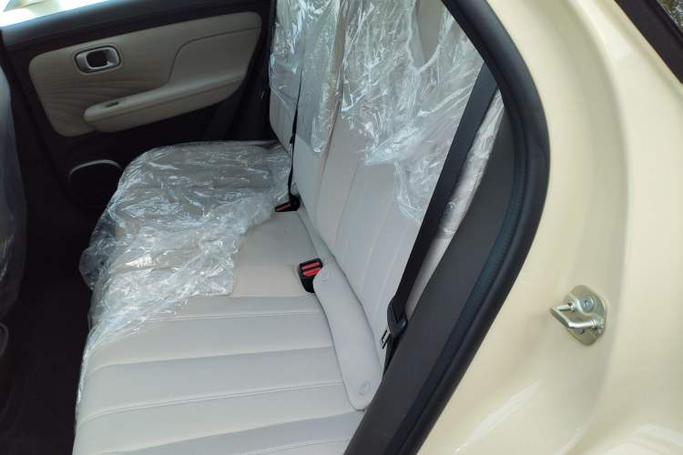 Used AION UT 2025 330 Starlight Edition
