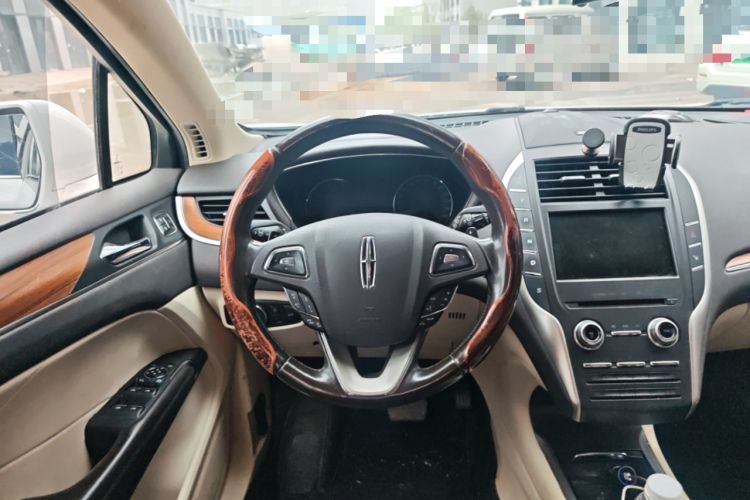 Used Lincoln MKC 2014 2.0T Four-Wheel Drive Prestige Edition Steering Wheel