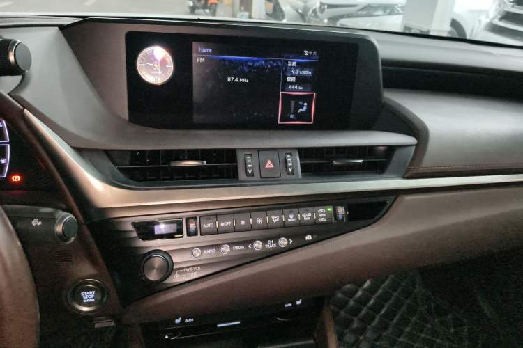 Used Lexus ES 2018 200 Excellence Edition China V Standard
