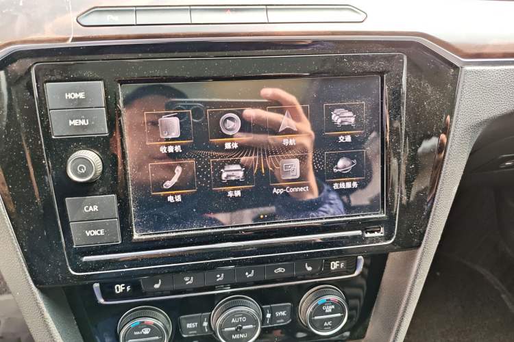 Used Volkswagen Magotan 2019 330TSI DSG Luxury Version China VI Standard