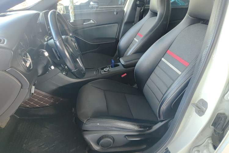 Used Mercedes-Benz A-Class 2013 A 180 Fashion Model Left Front Seat