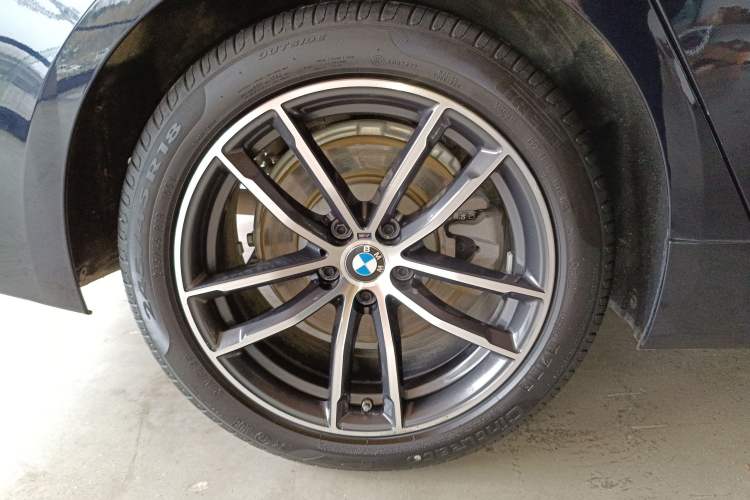 Used BMW 5 Series 2022 Restyled 525Li M Sport Package
