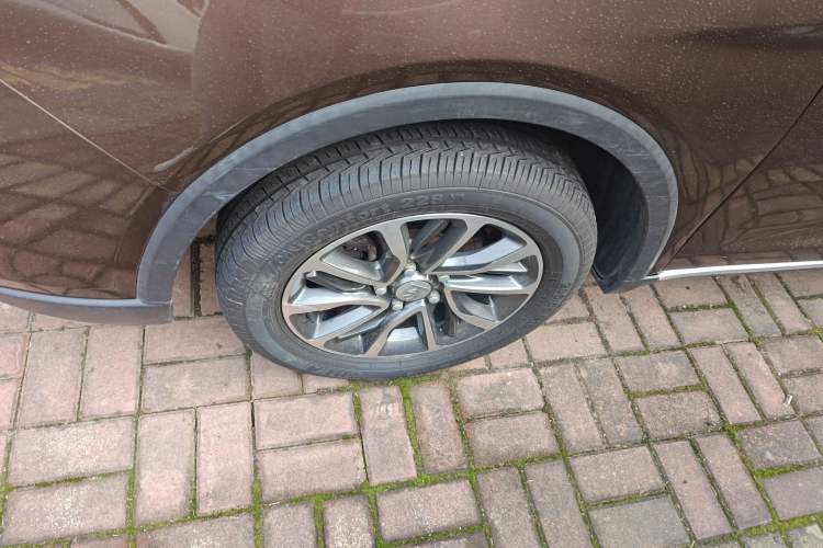 Used Baojun 730 2019 1.5T Manual Fashion Model 7-seater China VI