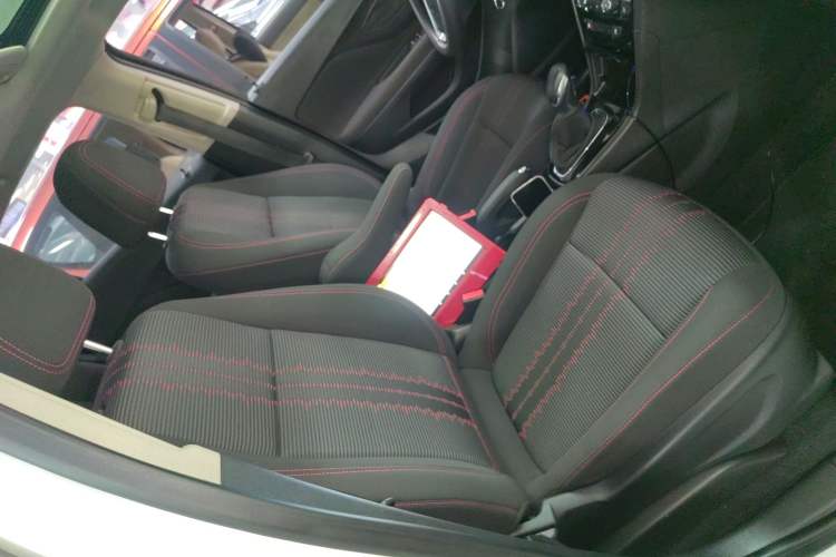 Used Buick Encore 2017 18T Automatic Two-Wheel Drive Urban Leading Model Right Front Seat