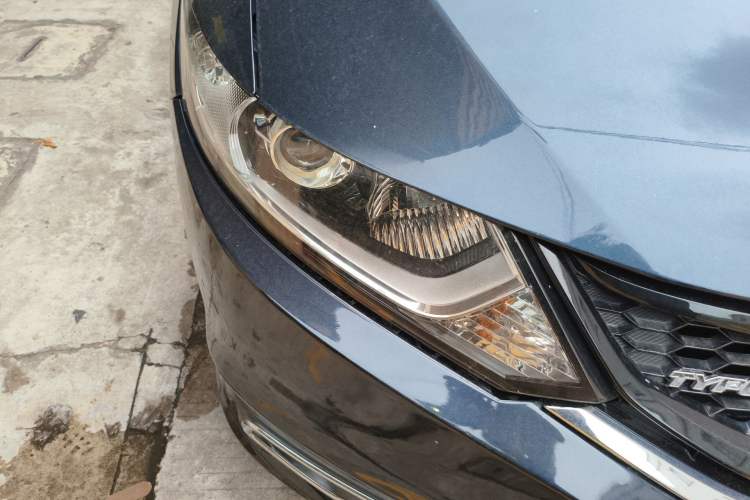 Used Honda Jade 2013 1.8L automatic Comfort version 5 seats