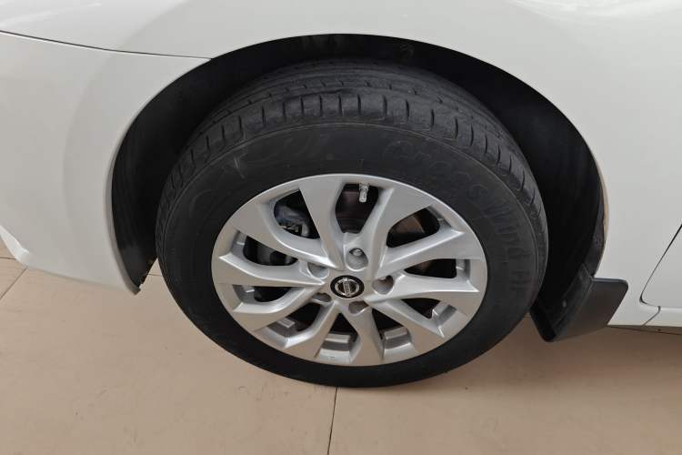 Used Nissan Sylphy 2016 1.6 XL CVT Deluxe Edition Left Front Wheel Hub