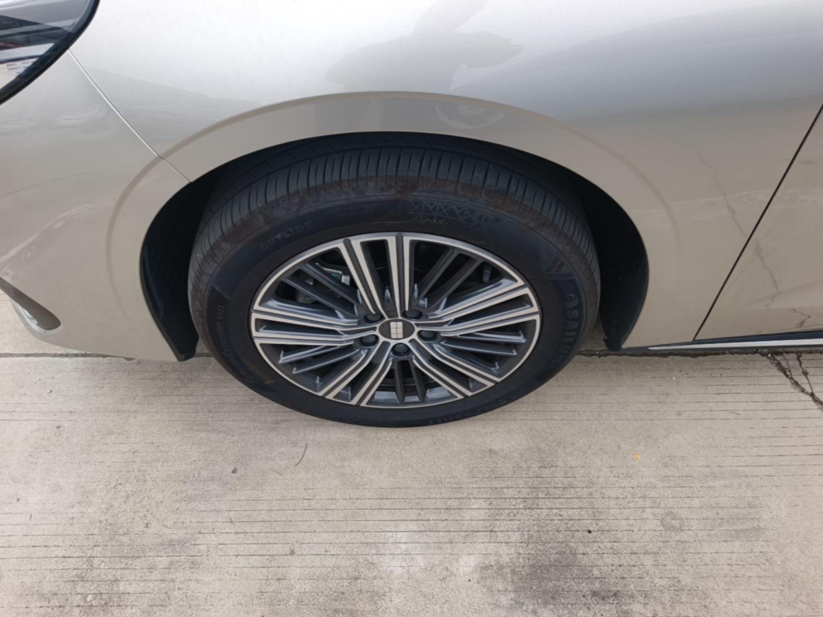 Geely Galaxy Stellar 6 2026 Model 125km Exploration+ Edition — снимка 10