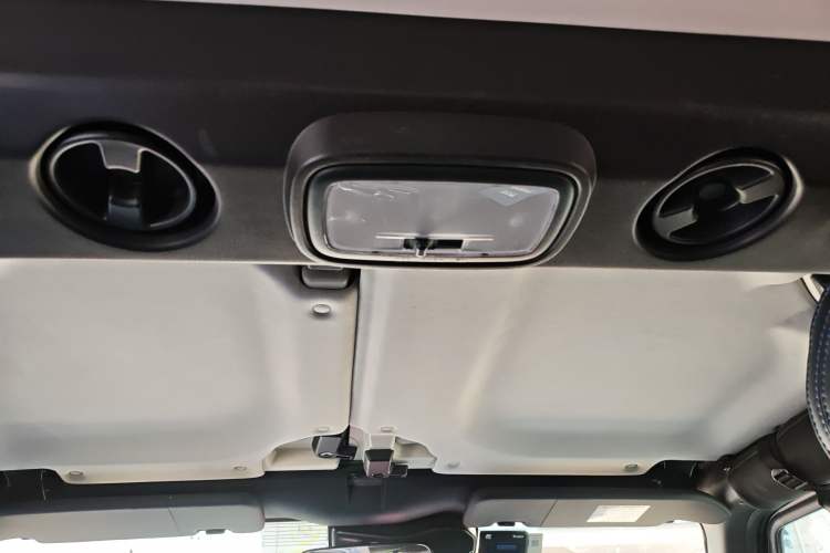 Used BAIC Off-Road BJ40 2023 2.0D Automatic Four-Wheel Drive Blade Hero Edition Adventurer Type