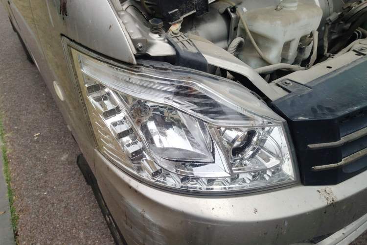 Used CHANGAN KUAYUE V3 2017 1.2L Box-Type Truck DK12-10
