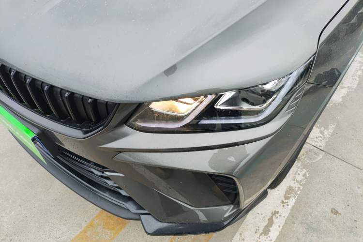 Used Geely Auto Coolray 2023 1.5T DCT Platinum Edition