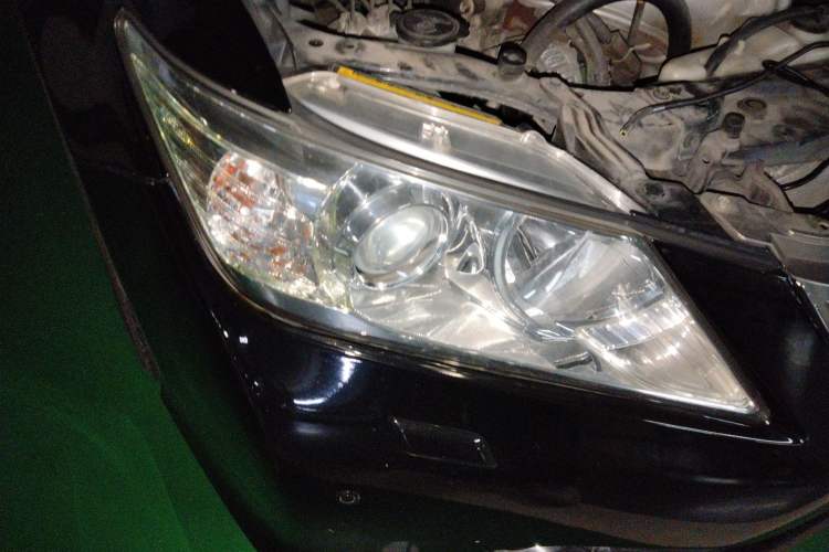 Used Toyota Camry 2012 2.5G Luxury Navigation Edition Right Front Headlight