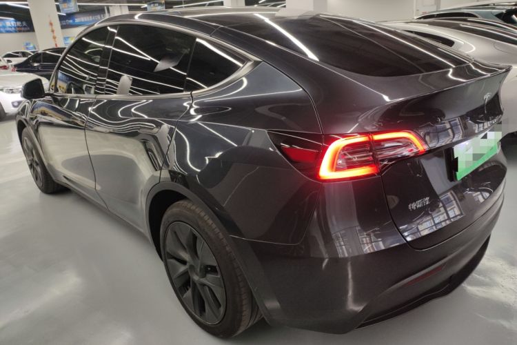 Used Tesla Model Y 2024 Rear-Wheel-Drive Version
