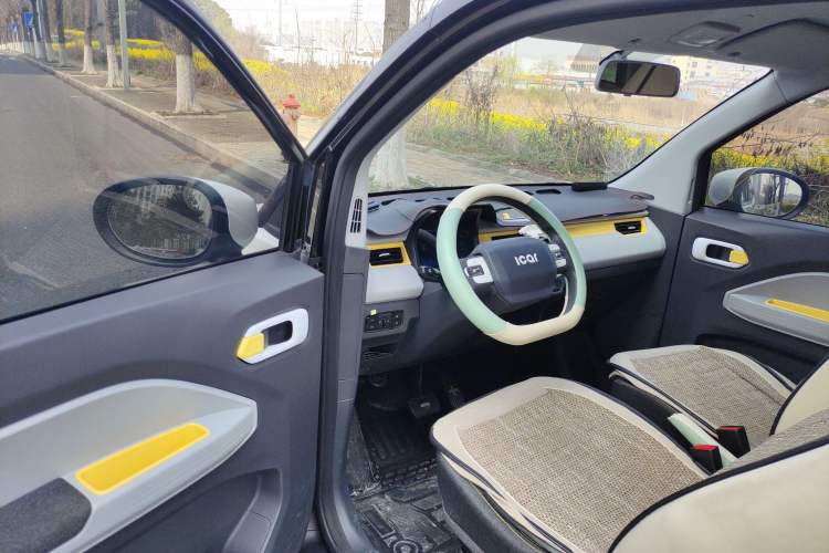 Used Chery QQ QQ Ice Cream 2022 120km Conical Shape Lithium Iron Phosphate
