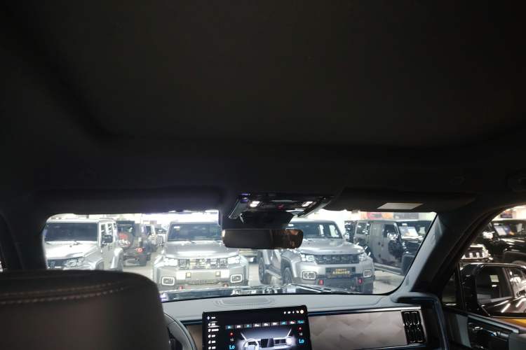 Used Formula Leopard Leopard 5 2023 Explore Edition
