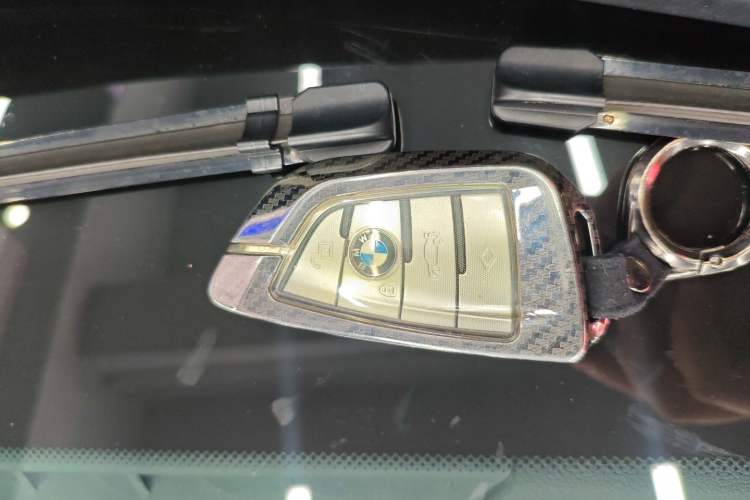 Used BMW 5 Series New Energy 2022 Second Facelift 535Le M Sport Package
