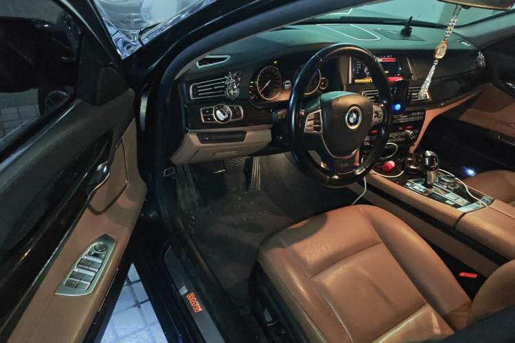 Used BMW 7 Series 2014 730Li Premium Edition