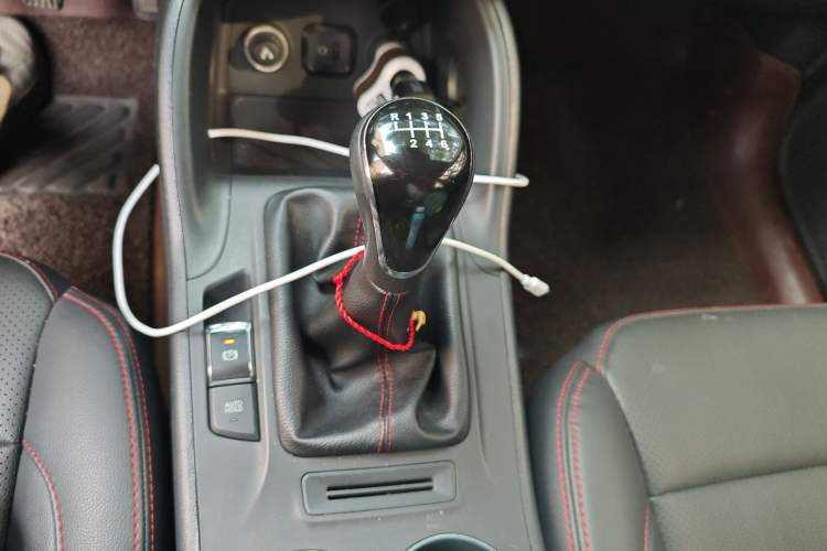 Used CHANGAN CS75 2016 1.5T Manual FENGSHANG Model