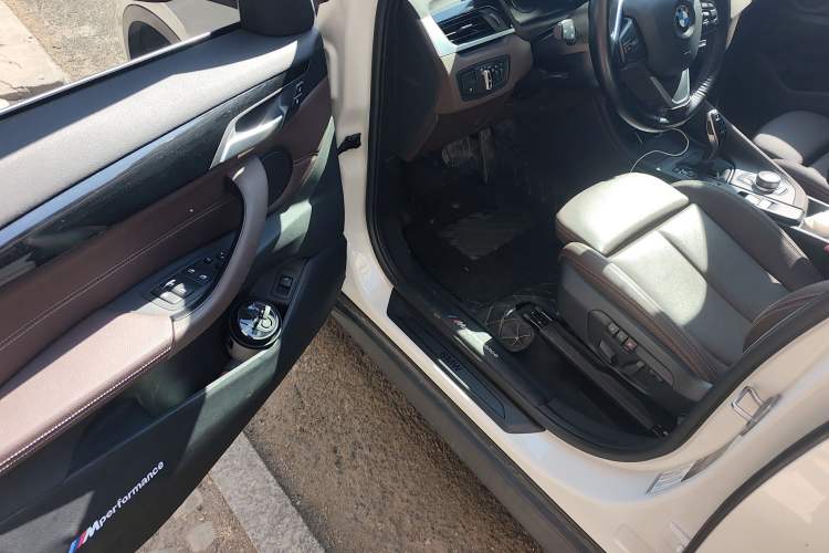 Used BMW X1 2020 sDrive25Li Leading Model
