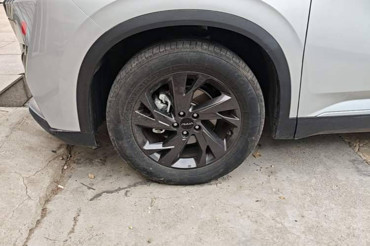 Used Dongfeng Aeolus Mage 2025 1.5T Luxury Version
