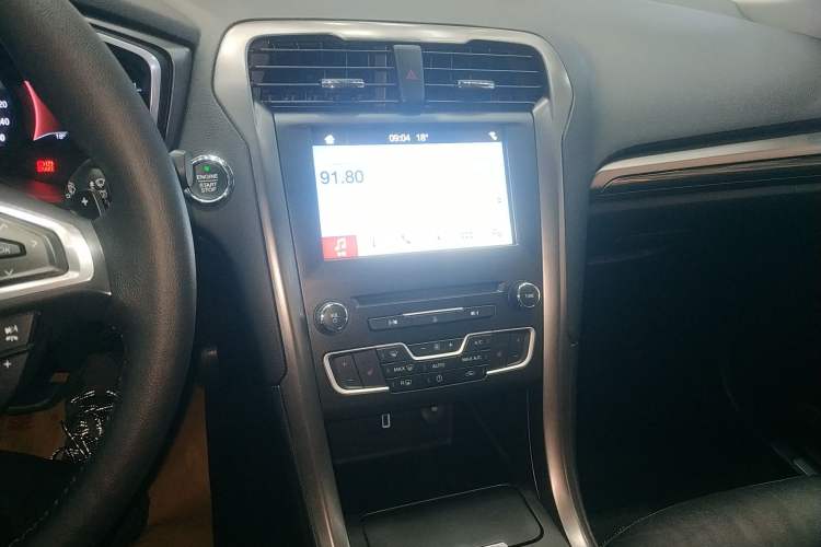 Used Ford Mondeo 2017 EcoBoost 200 Luxury Model
