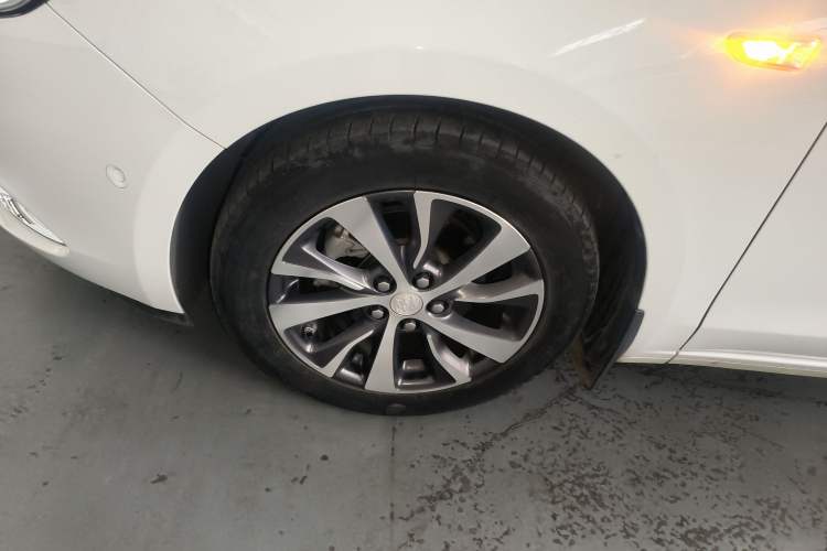 Used Buick Excelle GX 2018 18T Automatic Elite Model
