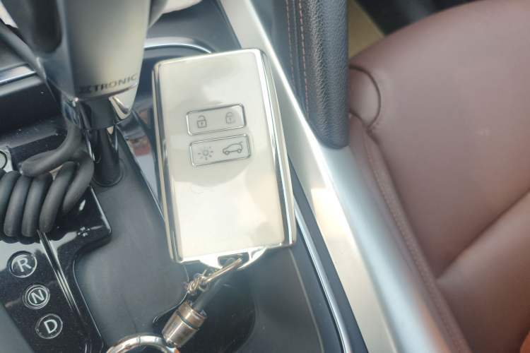 Used Renault Kadjar 2017 2.0L 120th Anniversary Limited Edition
