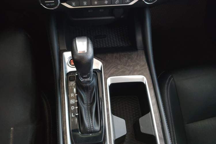 Used Nissan Teana 2022 2.0L XL-TLS Enjoyment Edition Gear Lever