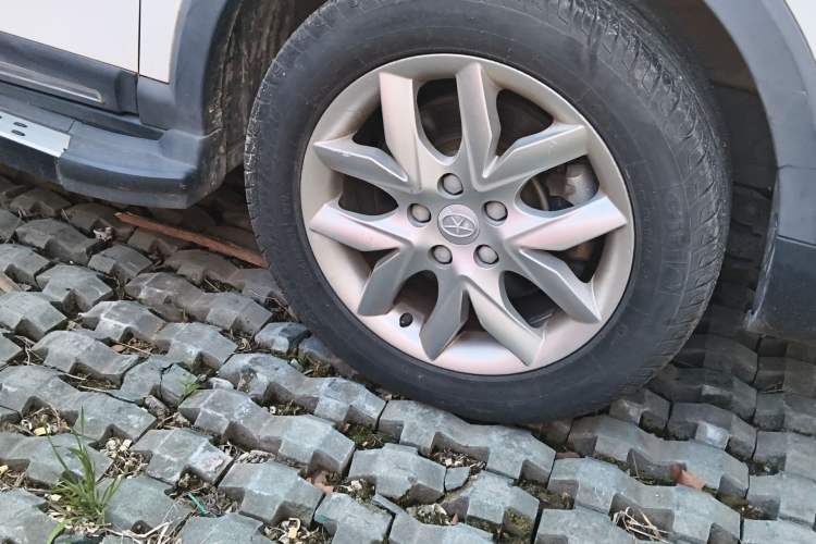 Used JAC Group Refine S3 2014 1.5L Manual Luxury Model