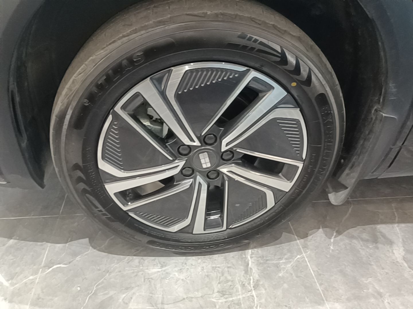 Geely Galaxy Xingjian 7 EM-i 2025 120km Exploration+ Version — снимка 10