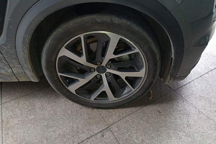 Used Lynk & Co 05 2020 2.0TD Four-Wheel Drive HypeHalo Right Front Wheel Hub