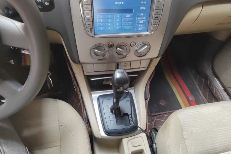 Used Ford Focus 2013 Sedan Classic 1.8L Automatic Base Model Gear Lever