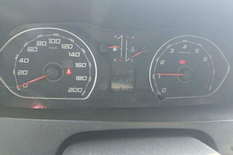 Used Leopaard Q6 2015 2.4L Manual 4x4 Excellence Edition
