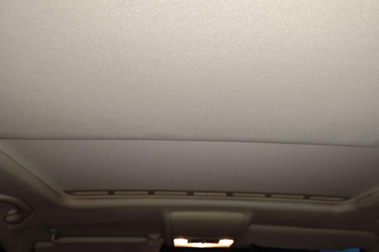 Used Volkswagen Lavida 2013 1.6L Automatic Comfort Edition Headliner